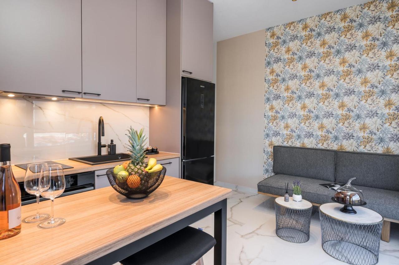 Orama Luxury Apartments Nea Kydonia Exteriör bild